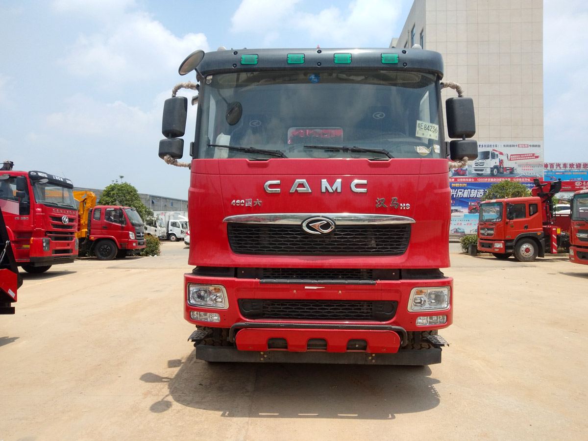 華菱H9五軸上裝長(zhǎng)興100噸汽車(chē)起重機(jī)